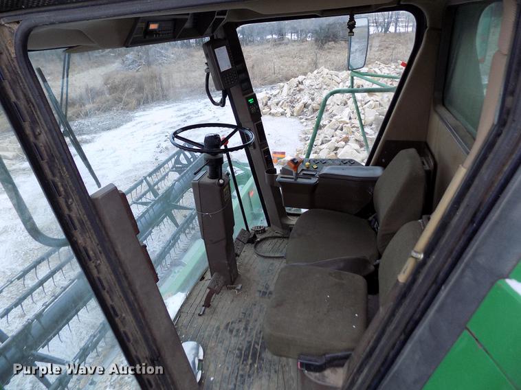image for item DB9015 1999 John Deere 9610 Maximizer combine