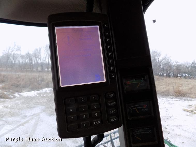 image for item DB9015 1999 John Deere 9610 Maximizer combine