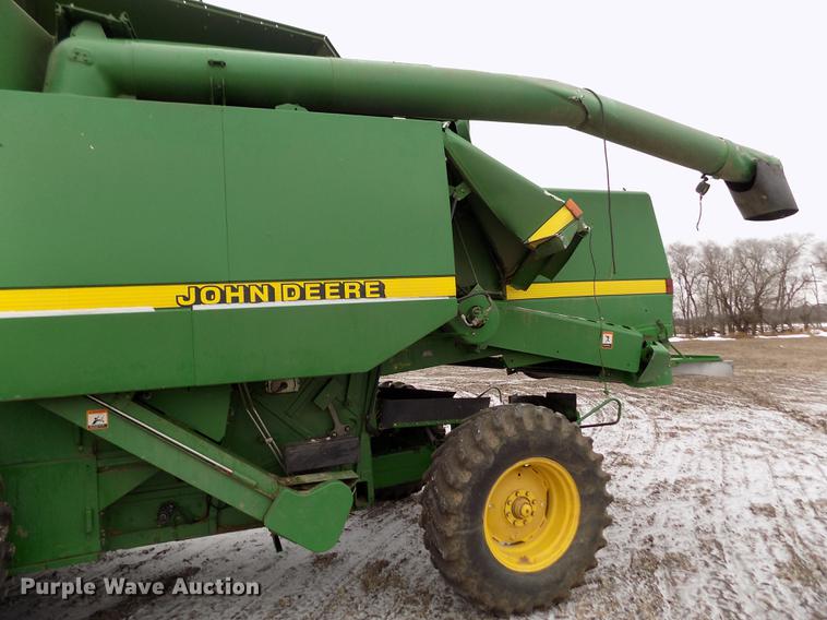 image for item DB9015 1999 John Deere 9610 Maximizer combine