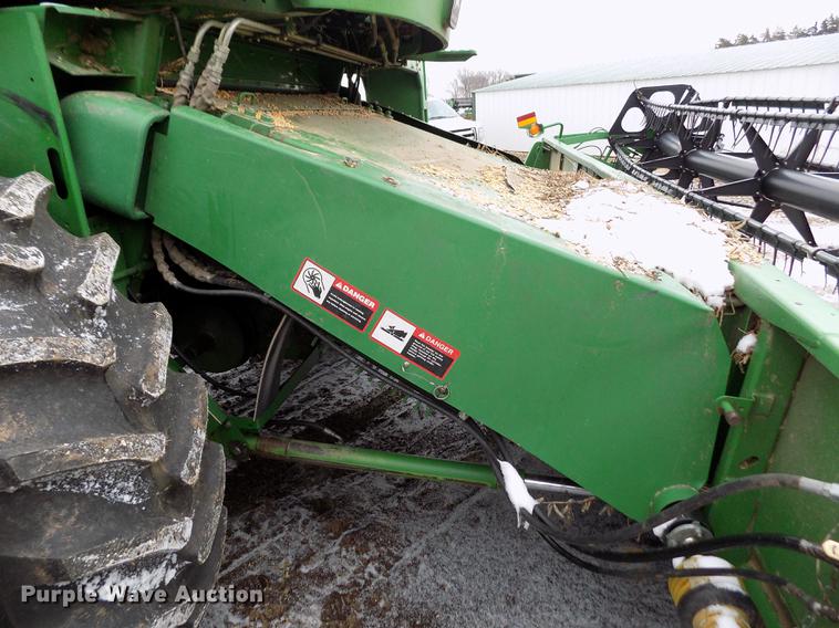 image for item DB9015 1999 John Deere 9610 Maximizer combine