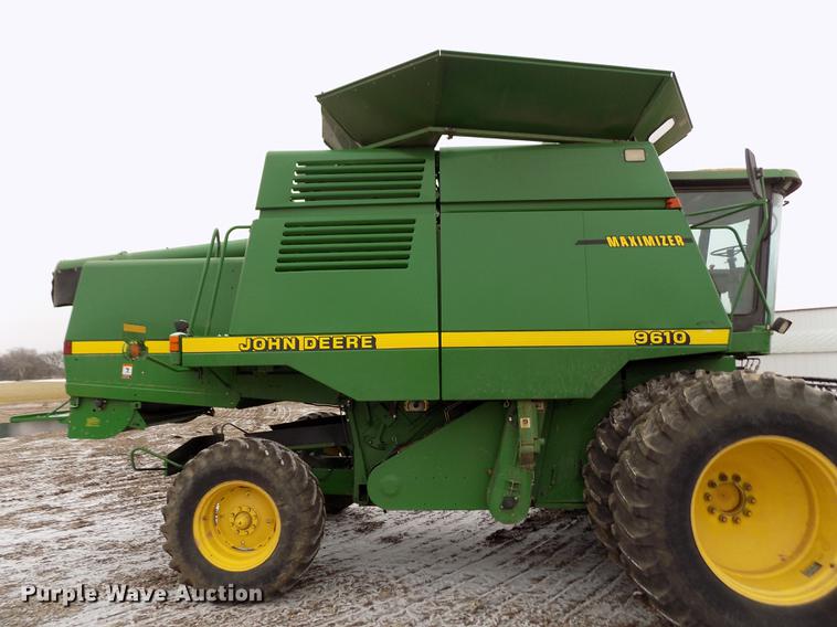 image for item DB9015 1999 John Deere 9610 Maximizer combine