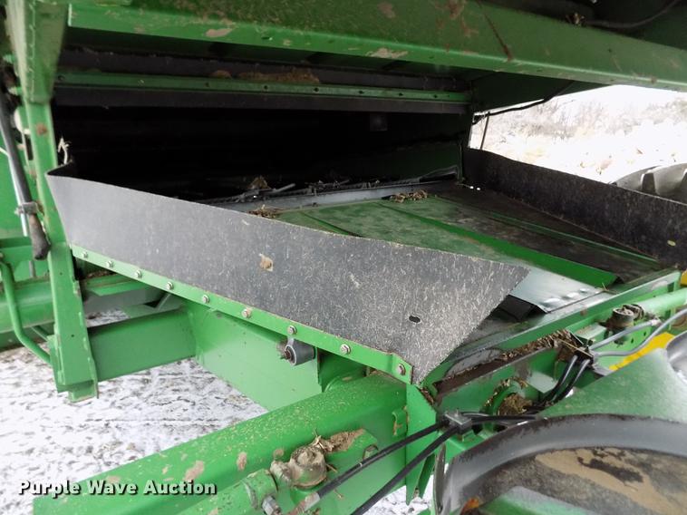 image for item DB9015 1999 John Deere 9610 Maximizer combine