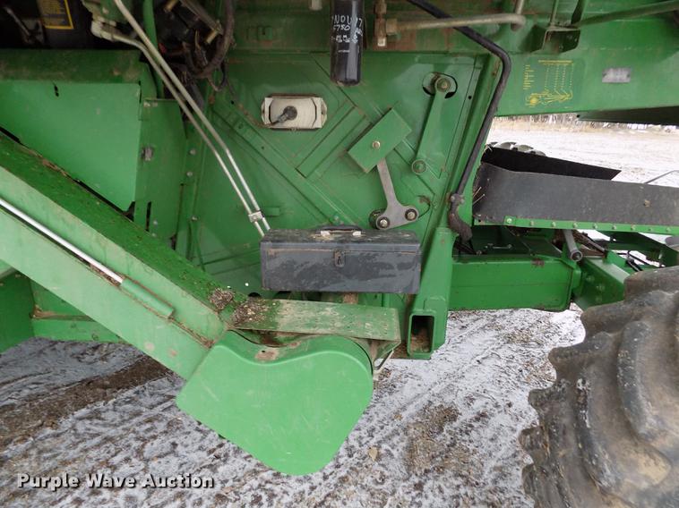 image for item DB9015 1999 John Deere 9610 Maximizer combine