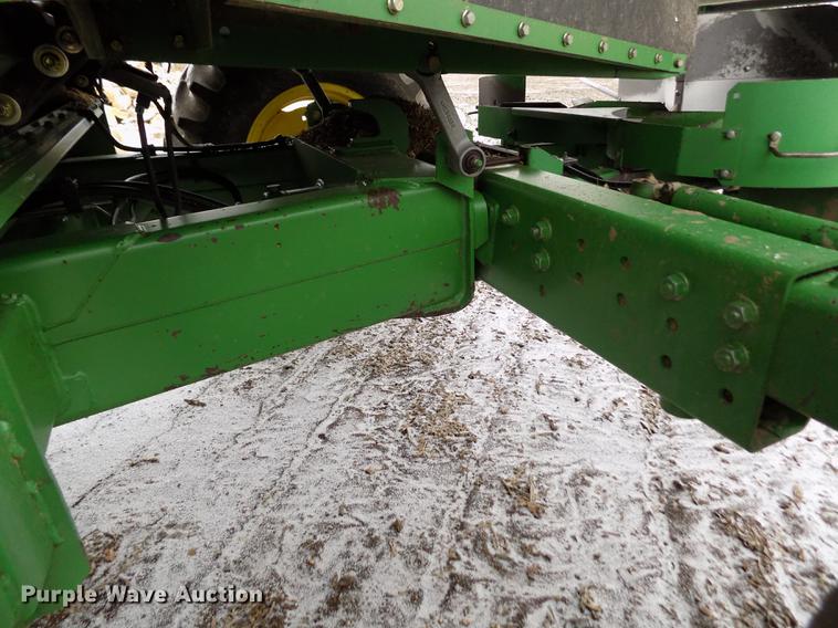 image for item DB9015 1999 John Deere 9610 Maximizer combine