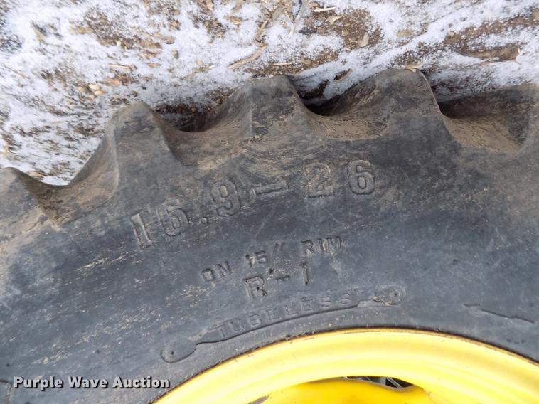 image for item DB9015 1999 John Deere 9610 Maximizer combine