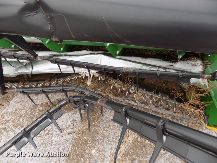 image for item DB9016 2002 John Deere 930F flex head