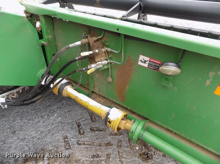 image for item DB9016 2002 John Deere 930F flex head