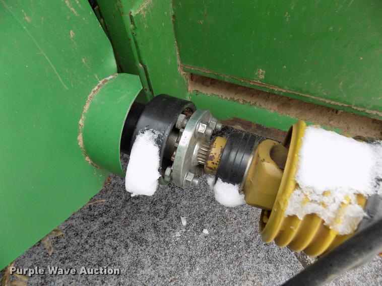 image for item DB9016 2002 John Deere 930F flex head