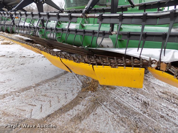 image for item DB9016 2002 John Deere 930F flex head