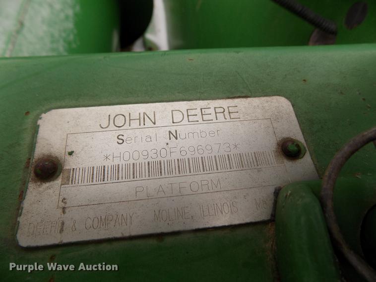 image for item DB9016 2002 John Deere 930F flex head
