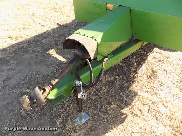 image for item DB9032 John Deere 680 manure spreader