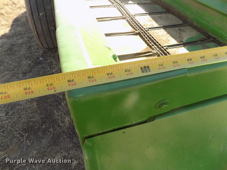image for item DB9032 John Deere 680 manure spreader