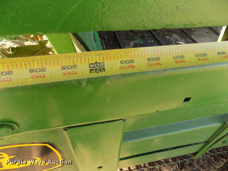 image for item DB9032 John Deere 680 manure spreader