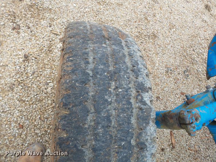 image for item DD2390 Ford 3600 tractor