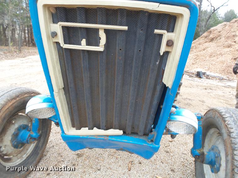 image for item DD2390 Ford 3600 tractor