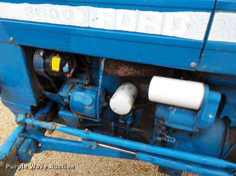 image for item DD2390 Ford 3600 tractor