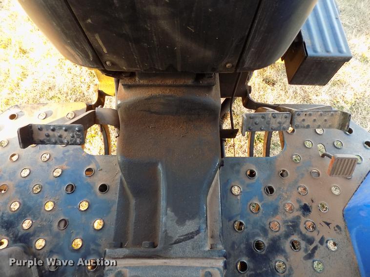 image for item DD3521 2008 New Holland TT45A tractor