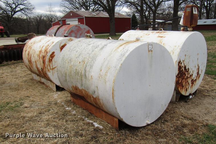 image for item DD3865 (4) single wall fuel tanks