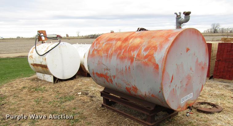 image for item DD3865 (4) single wall fuel tanks