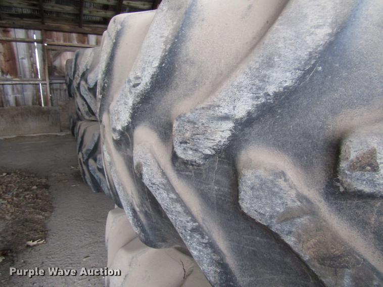 image for item DD3867 (8) Firestone Radial All Traction DT 620/70R42 tires