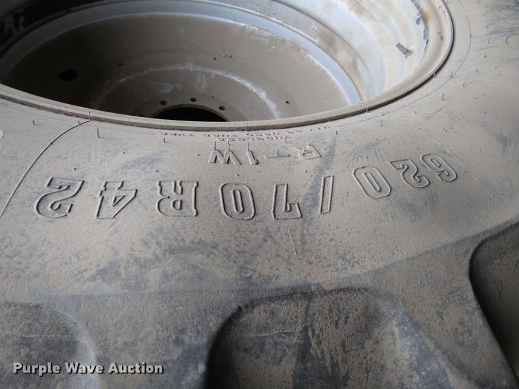 image for item DD3867 (8) Firestone Radial All Traction DT 620/70R42 tires