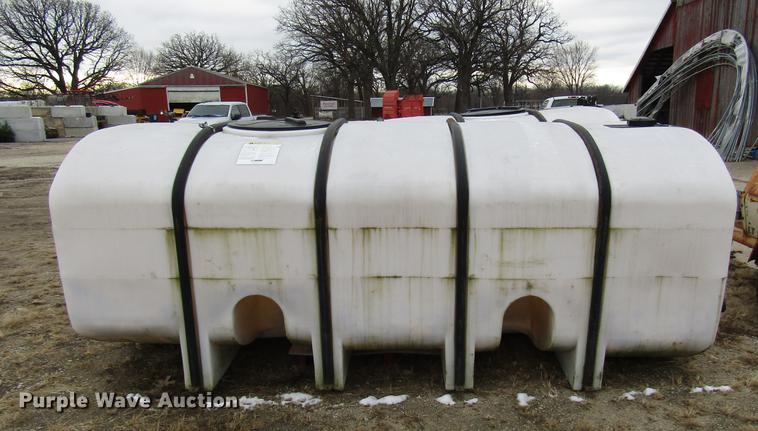 image for item DD3868 (2) poly tanks