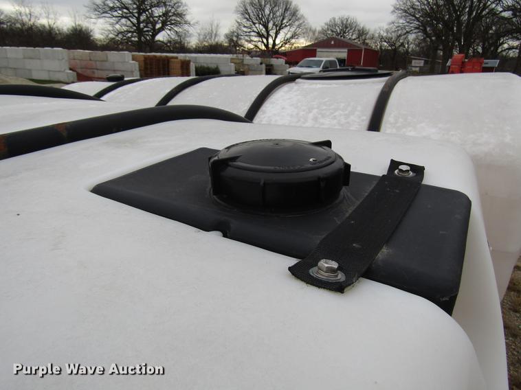 image for item DD3868 (2) poly tanks