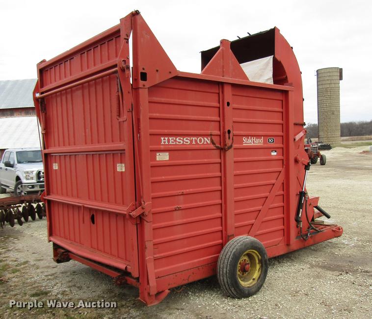 image for item DD3871 Hesston Stackhand 10 bale stacker