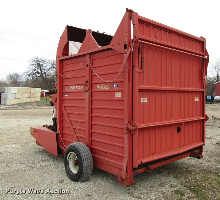 image for item DD3871 Hesston Stackhand 10 bale stacker