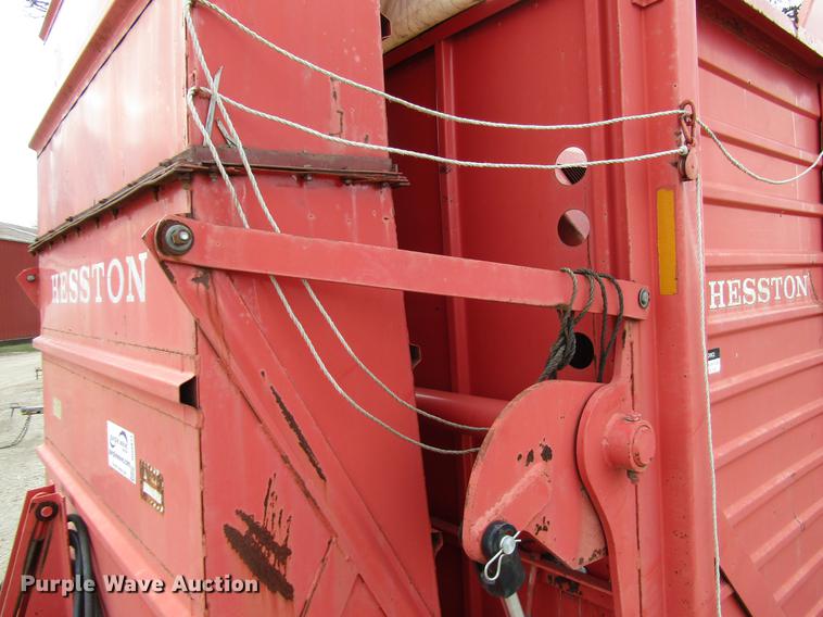 image for item DD3871 Hesston Stackhand 10 bale stacker