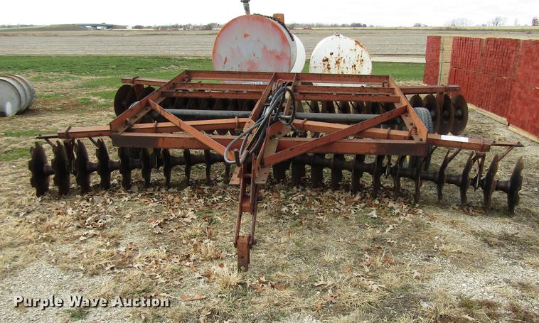 image for item DD3872 International 370 double off-set disk