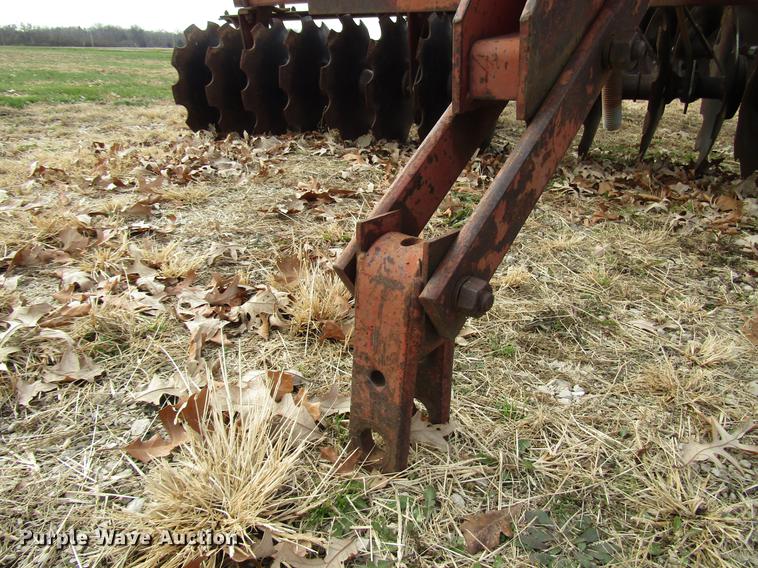 image for item DD3872 International 370 double off-set disk