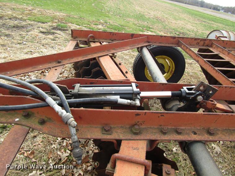 image for item DD3872 International 370 double off-set disk