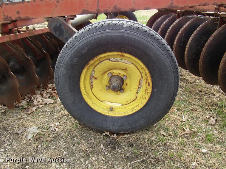 image for item DD3872 International 370 double off-set disk