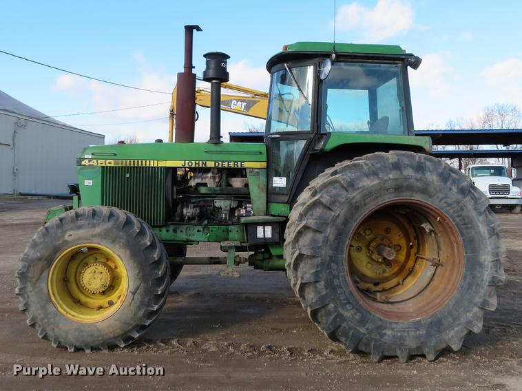 image for item DE5027 1984 John Deere 4450 MFWD tractor