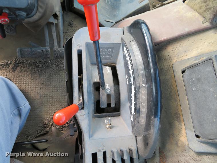 image for item DE5027 1984 John Deere 4450 MFWD tractor