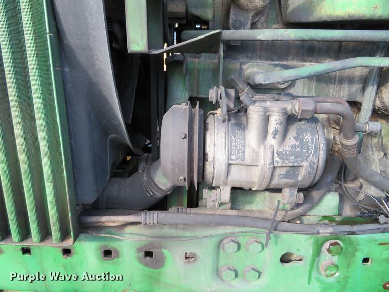 image for item DE5027 1984 John Deere 4450 MFWD tractor