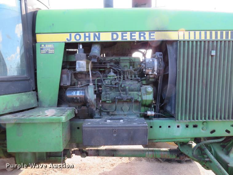 image for item DE5027 1984 John Deere 4450 MFWD tractor