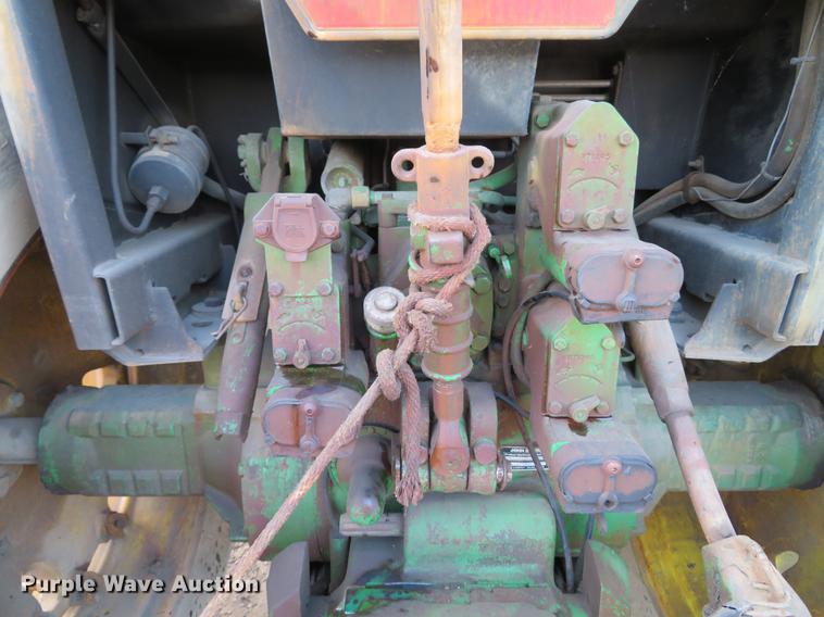 image for item DE5027 1984 John Deere 4450 MFWD tractor