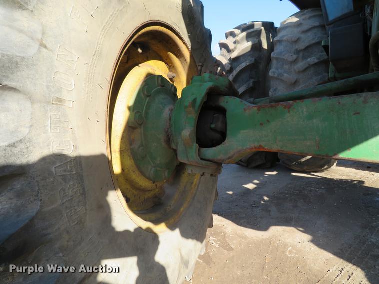image for item DE5027 1984 John Deere 4450 MFWD tractor