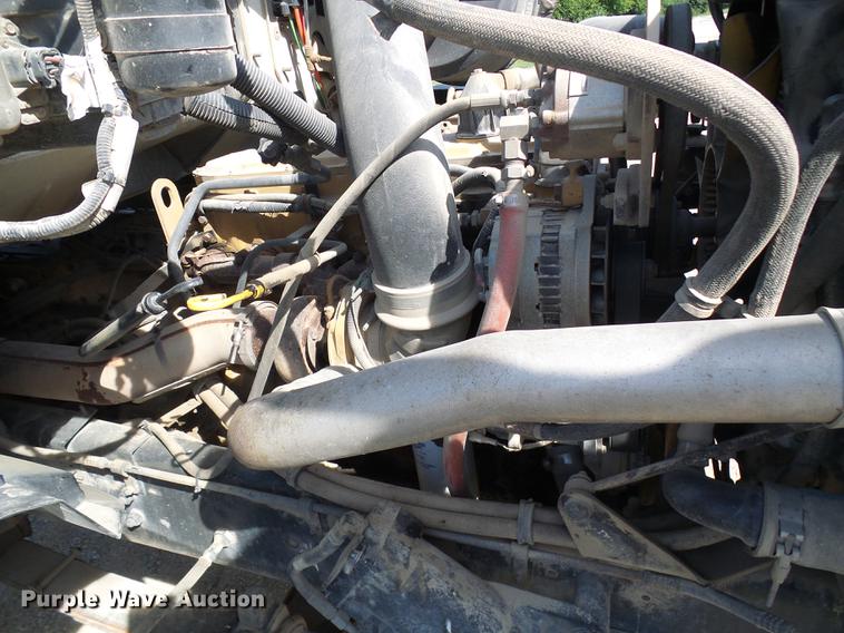 image for item DE5158 2000 Sterling L-Line applicator truck