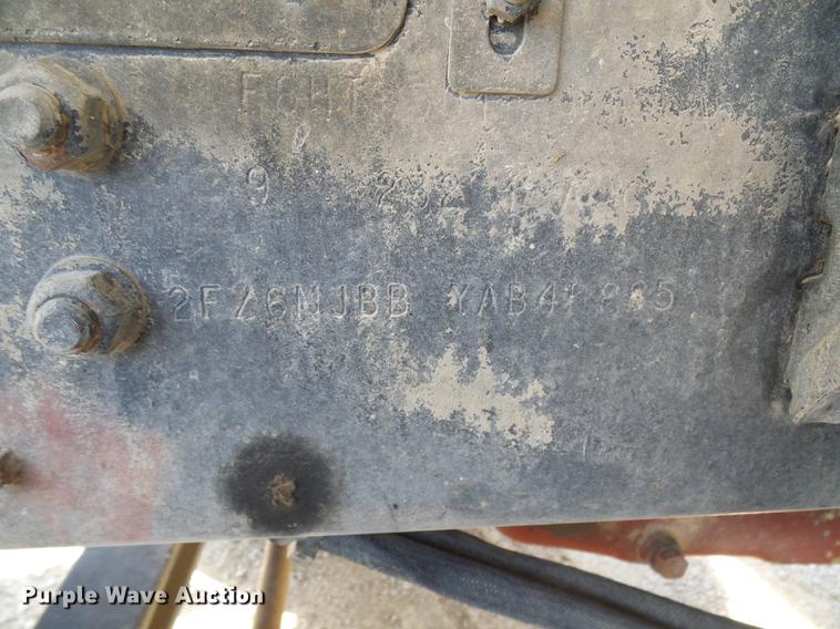 image for item DE5158 2000 Sterling L-Line applicator truck