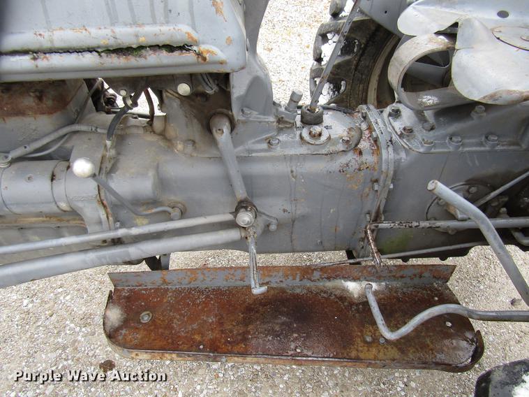image for item DE5943 Ford 2N tractor