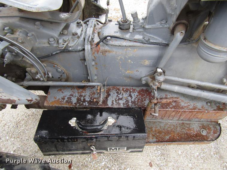 image for item DE5943 Ford 2N tractor
