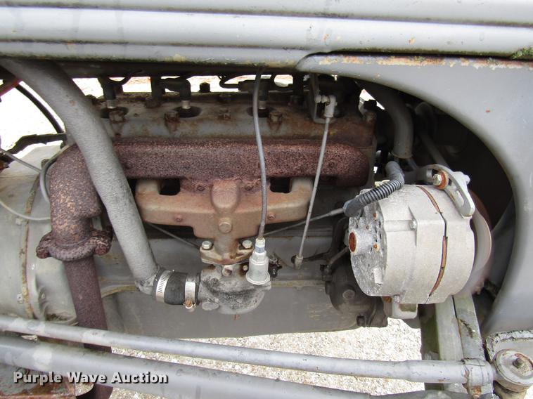 image for item DE5943 Ford 2N tractor