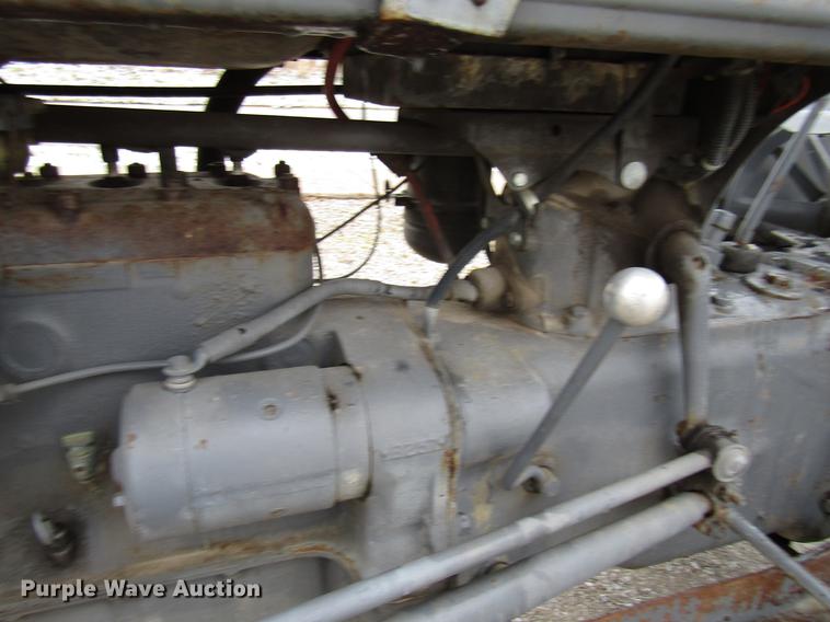 image for item DE5943 Ford 2N tractor
