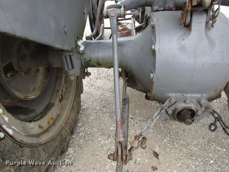 image for item DE5943 Ford 2N tractor