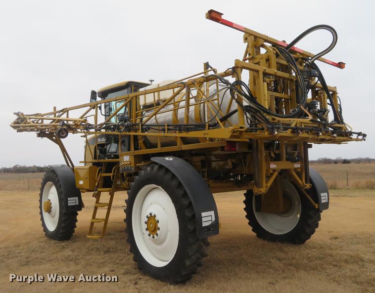 image for item DE6560 2006 Ag-Chem RoGator 874 sprayer