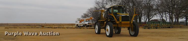 image for item DE6560 2006 Ag-Chem RoGator 874 sprayer