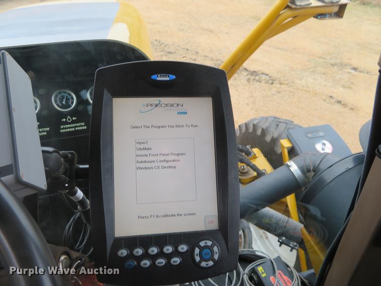 image for item DE6560 2006 Ag-Chem RoGator 874 sprayer